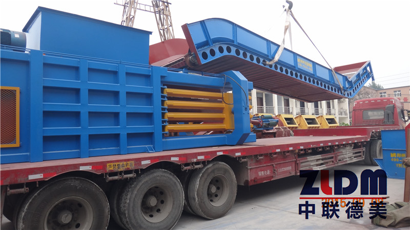 DM180型廢紙打包機發貨佳木斯