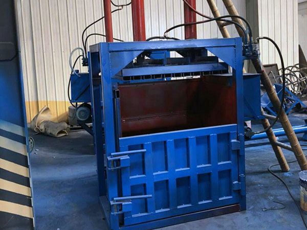 全自動(dòng)廢紙打包機(jī)用途