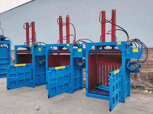 塑料瓶打包機器人