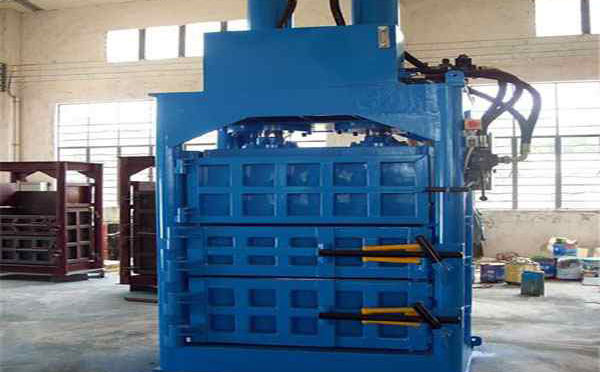 小型牧草打包機(jī)開關(guān)